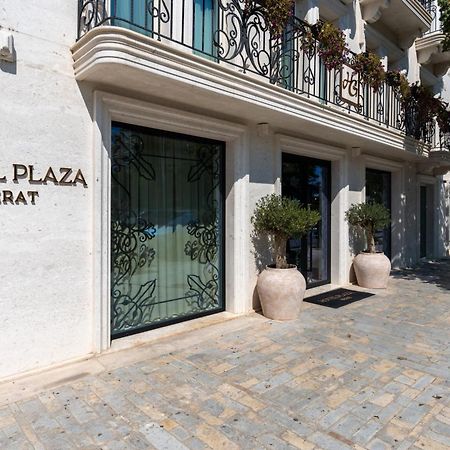 Hotel Plaza 베라트 외부 사진