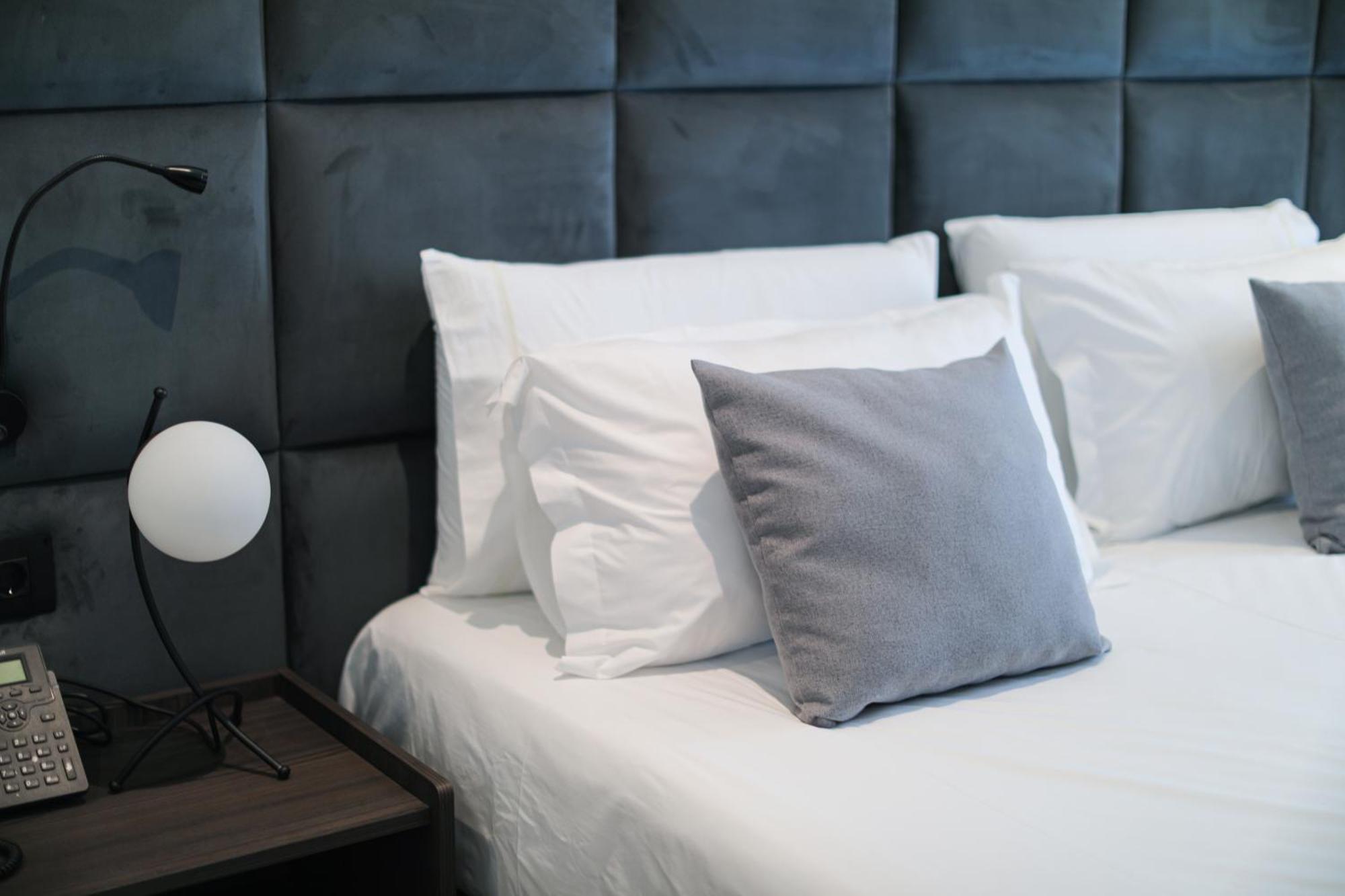 Hotel Plaza 베라트 외부 사진