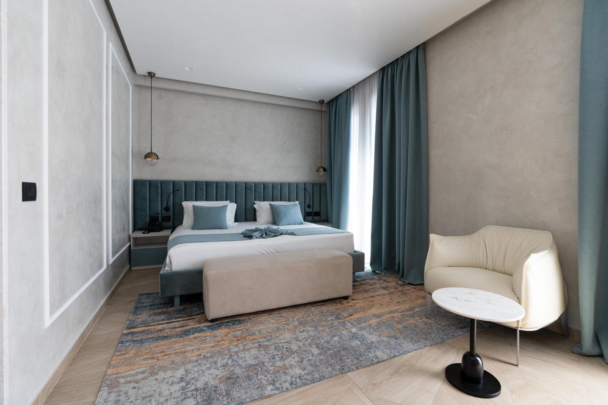 Hotel Plaza 베라트 외부 사진
