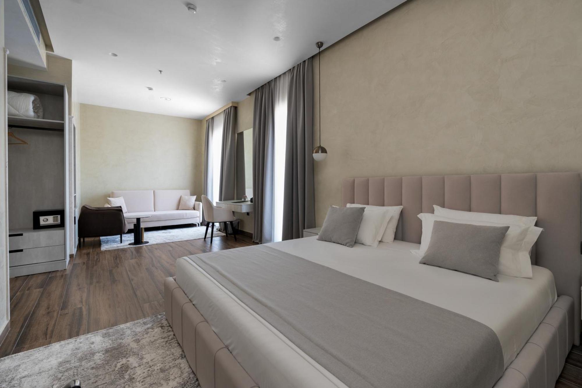 Hotel Plaza 베라트 외부 사진