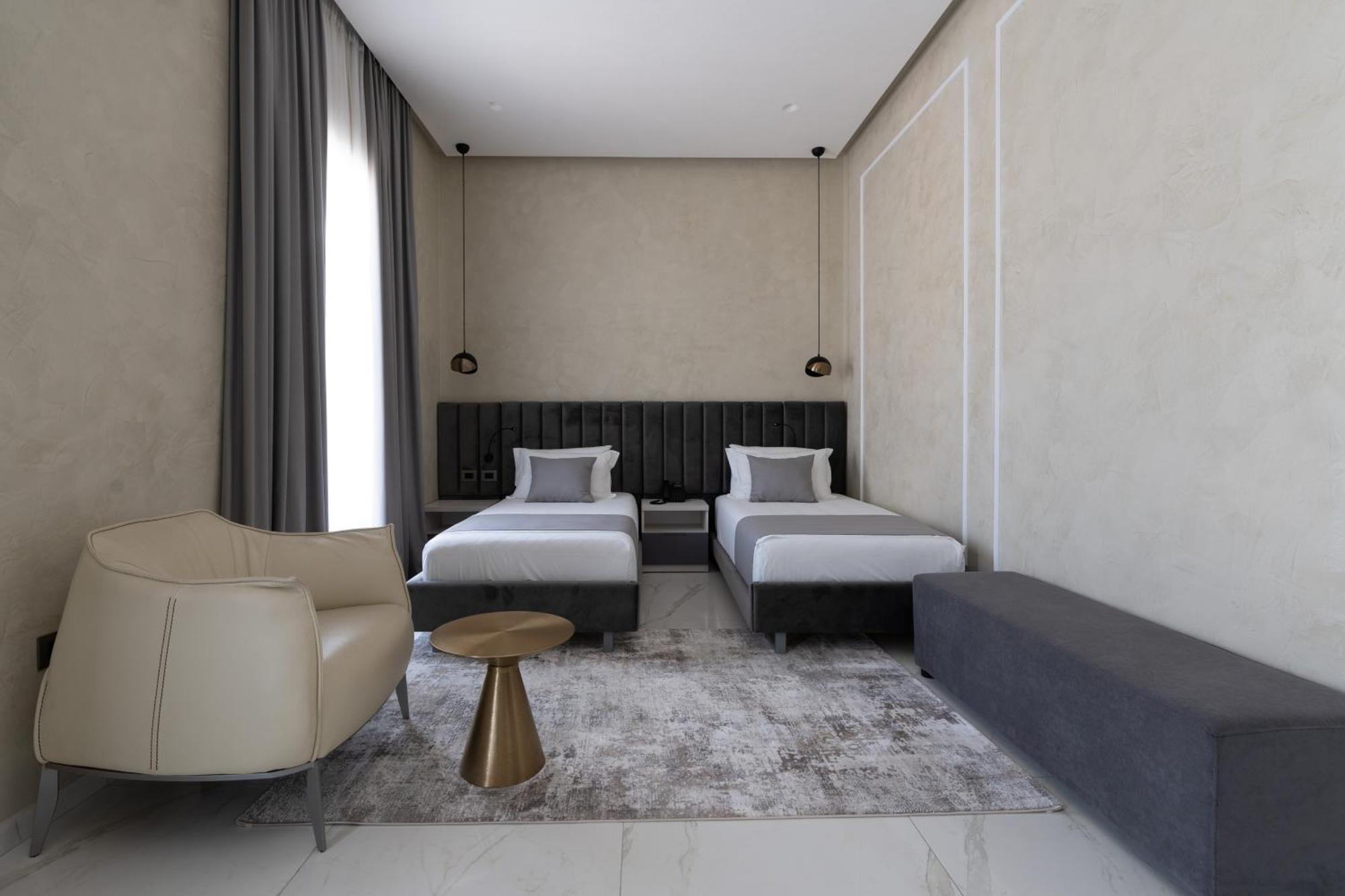 Hotel Plaza 베라트 외부 사진