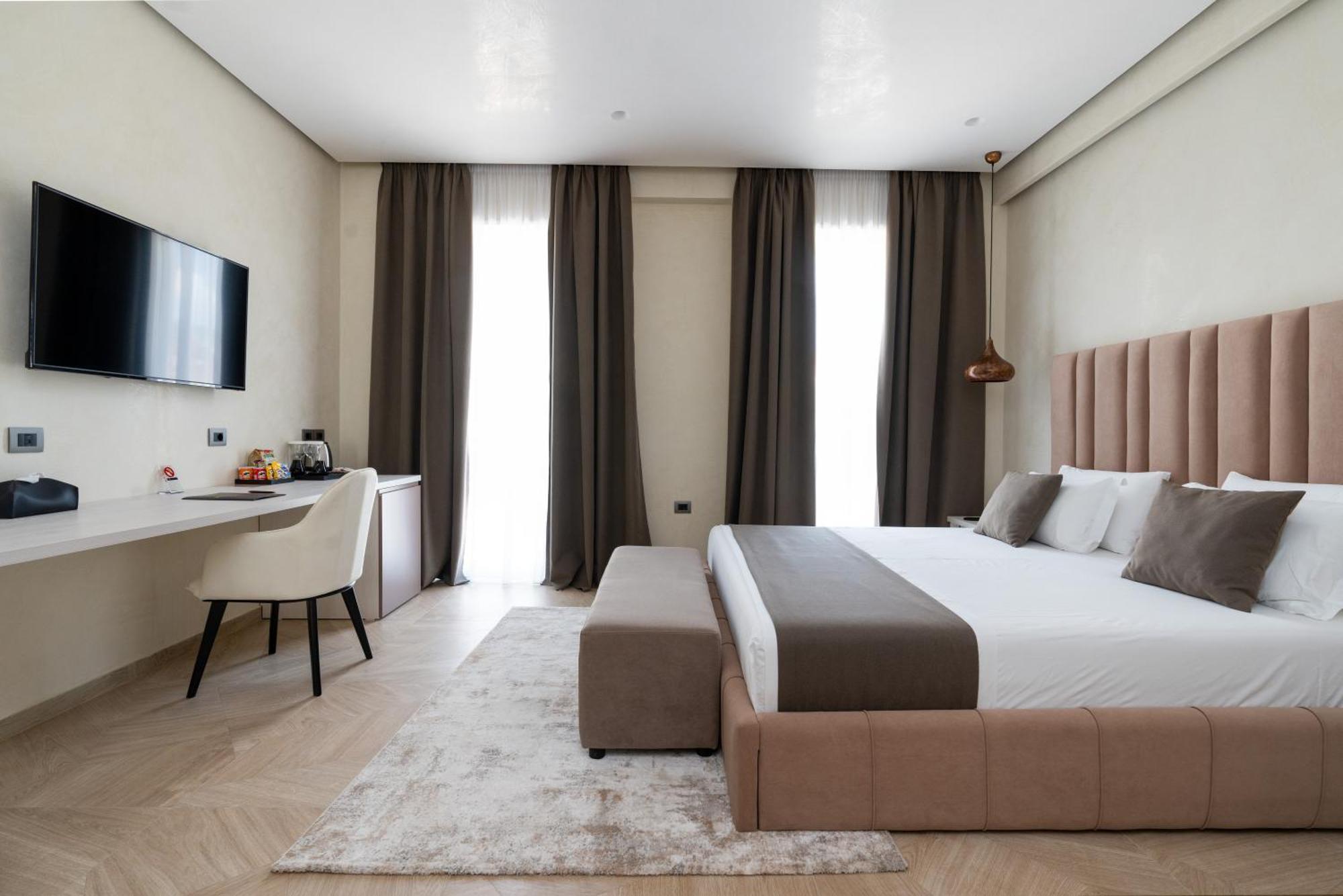 Hotel Plaza 베라트 외부 사진